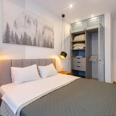 Petrovdom 52,67,205,213 In Smart Apartments In New York Concept House Kiev Buitenkant foto