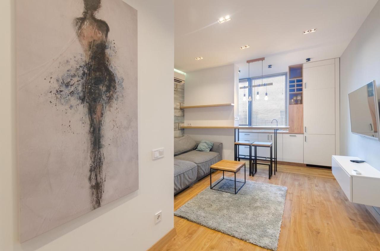 Petrovdom 52,67,205,213 In Smart Apartments In New York Concept House Kiev Buitenkant foto