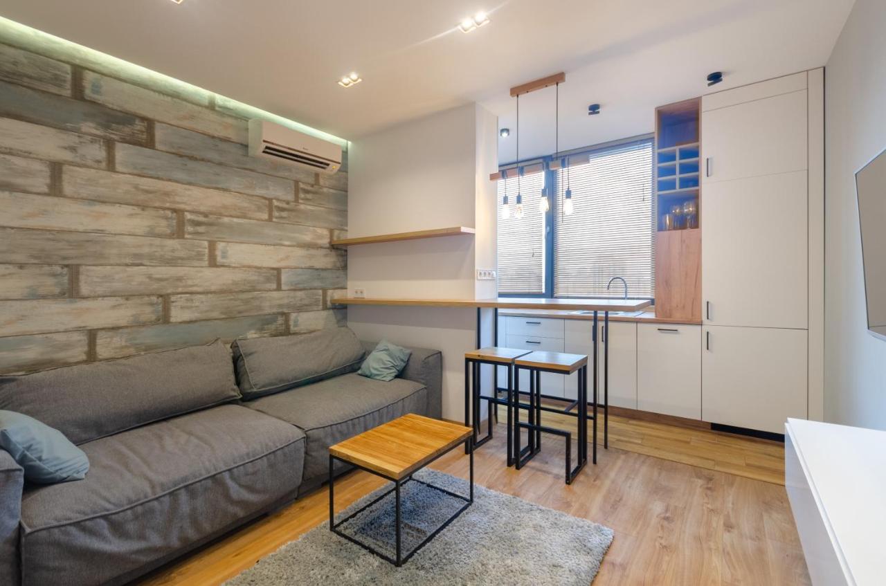 Petrovdom 52,67,205,213 In Smart Apartments In New York Concept House Kiev Buitenkant foto