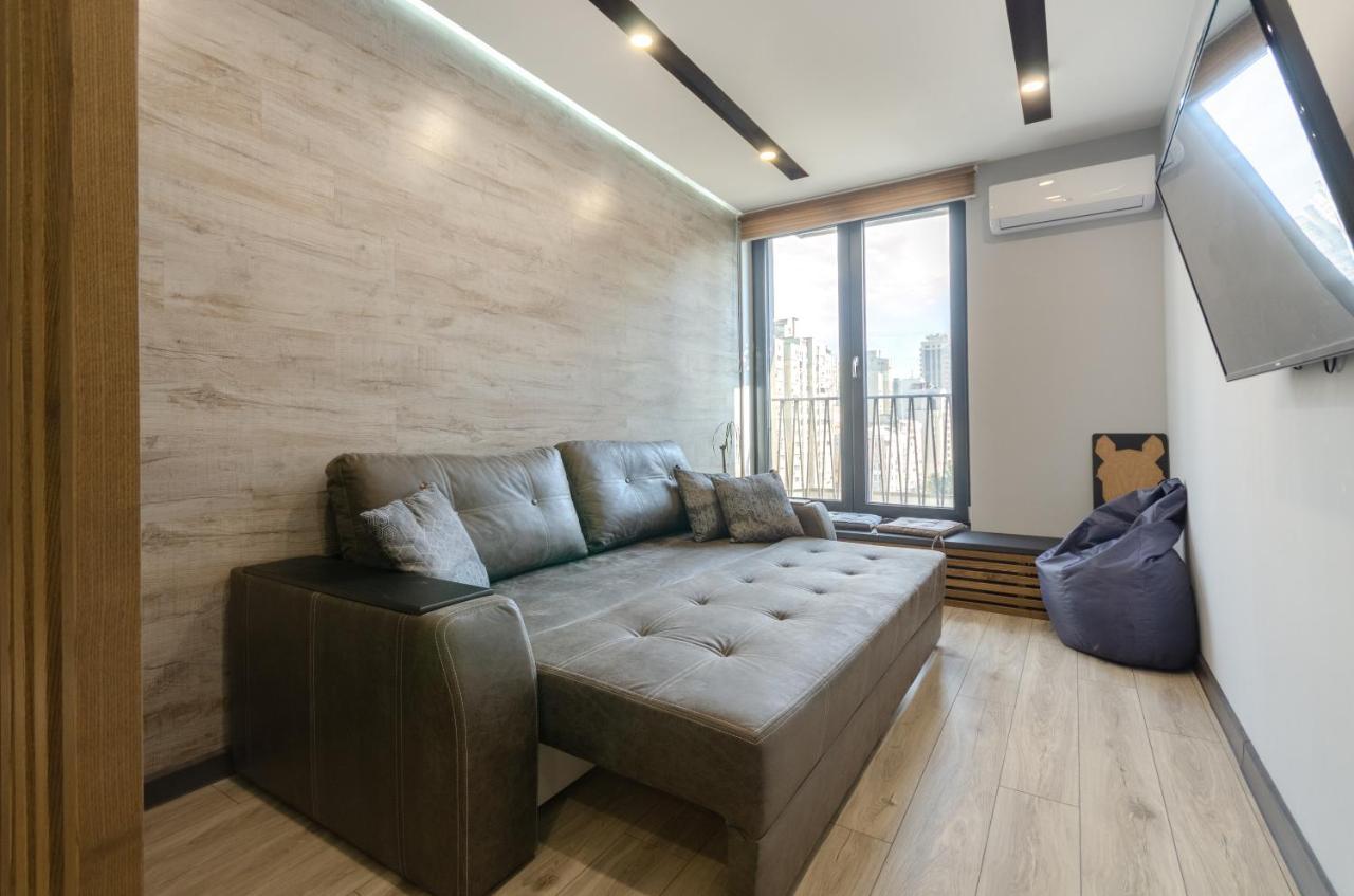 Petrovdom 52,67,205,213 In Smart Apartments In New York Concept House Kiev Buitenkant foto